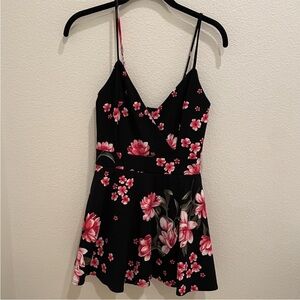 Windsor Black Floral Romper – Size Small